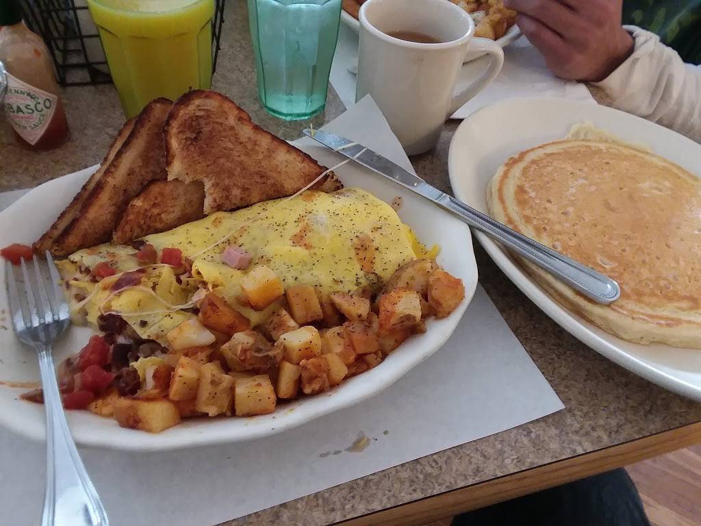 All Day Breakfast | restaurant | 55 Western Ave, Kennebunk, ME 04043, USA | 2079675132 OR +1 207-967-5132