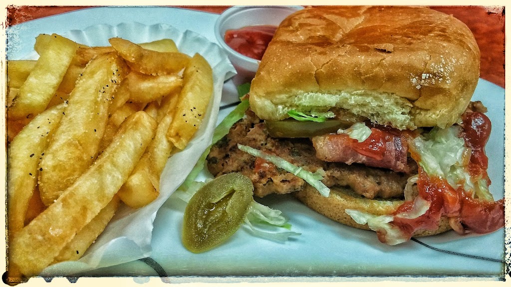 Lauras Kitchen | restaurant | 664 Freedom Blvd 200 W, Provo, UT 84601, USA | 8013770880 OR +1 801-377-0880