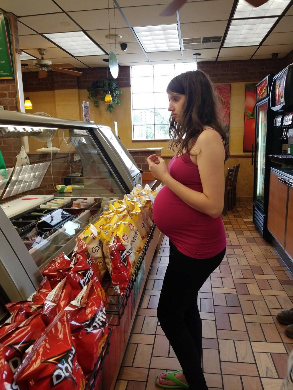 Subway | restaurant | 571 Delaware Ave, Marion, OH 43302, USA | 7403823761 OR +1 740-382-3761