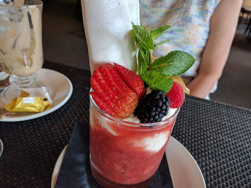 Lake House Restaurant | restaurant | 3100 N Service Rd, Vineland Station, ON L0R 2E0, Canada | 9055626777 OR +1 905-562-6777