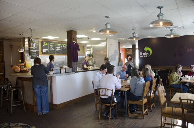 Kindly Kitchen | restaurant | 659 W King St #2, Boone, NC 28607, USA | 8283866005 OR +1 828-386-6005