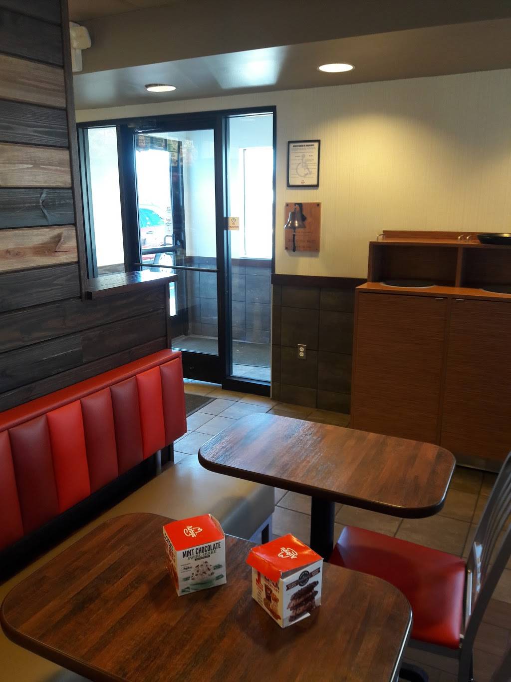 Arbys | restaurant | 1636 W Market St, Akron, OH 44313, USA | 3308647738 OR +1 330-864-7738