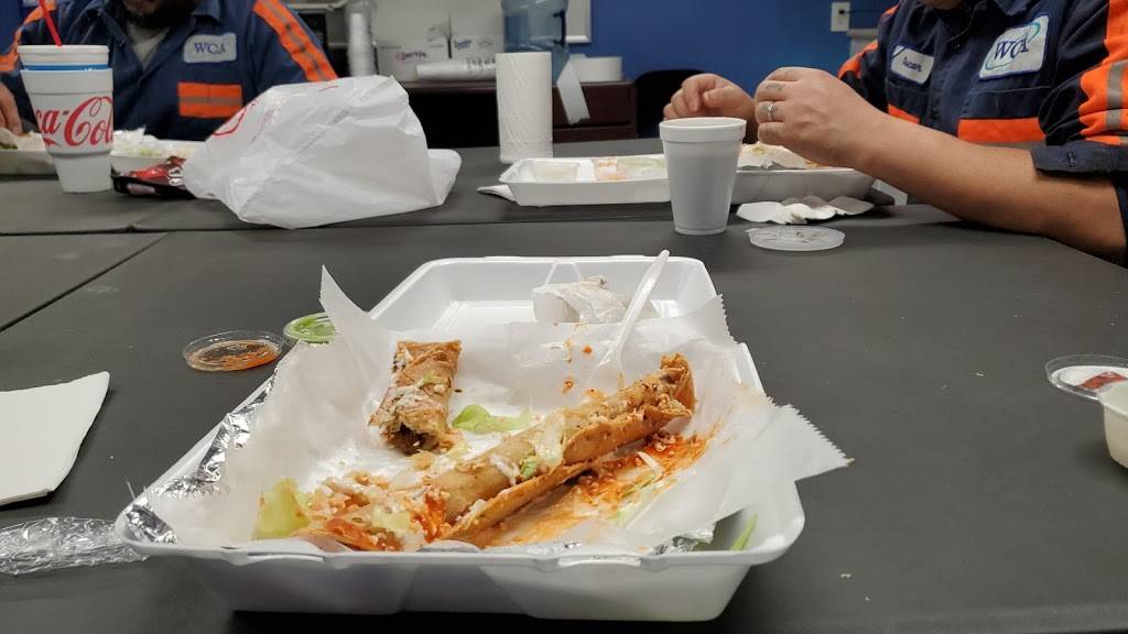 Chilanguitas | restaurant | 6320 Airline Dr, Houston, TX 77076, USA | 8324898769 OR +1 832-489-8769