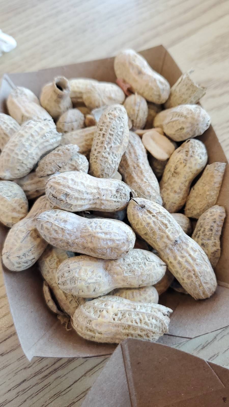 Five Guys | meal takeaway | 5411 Harvey St, Muskegon, MI 49444, USA | 2317983555 OR +1 231-798-3555