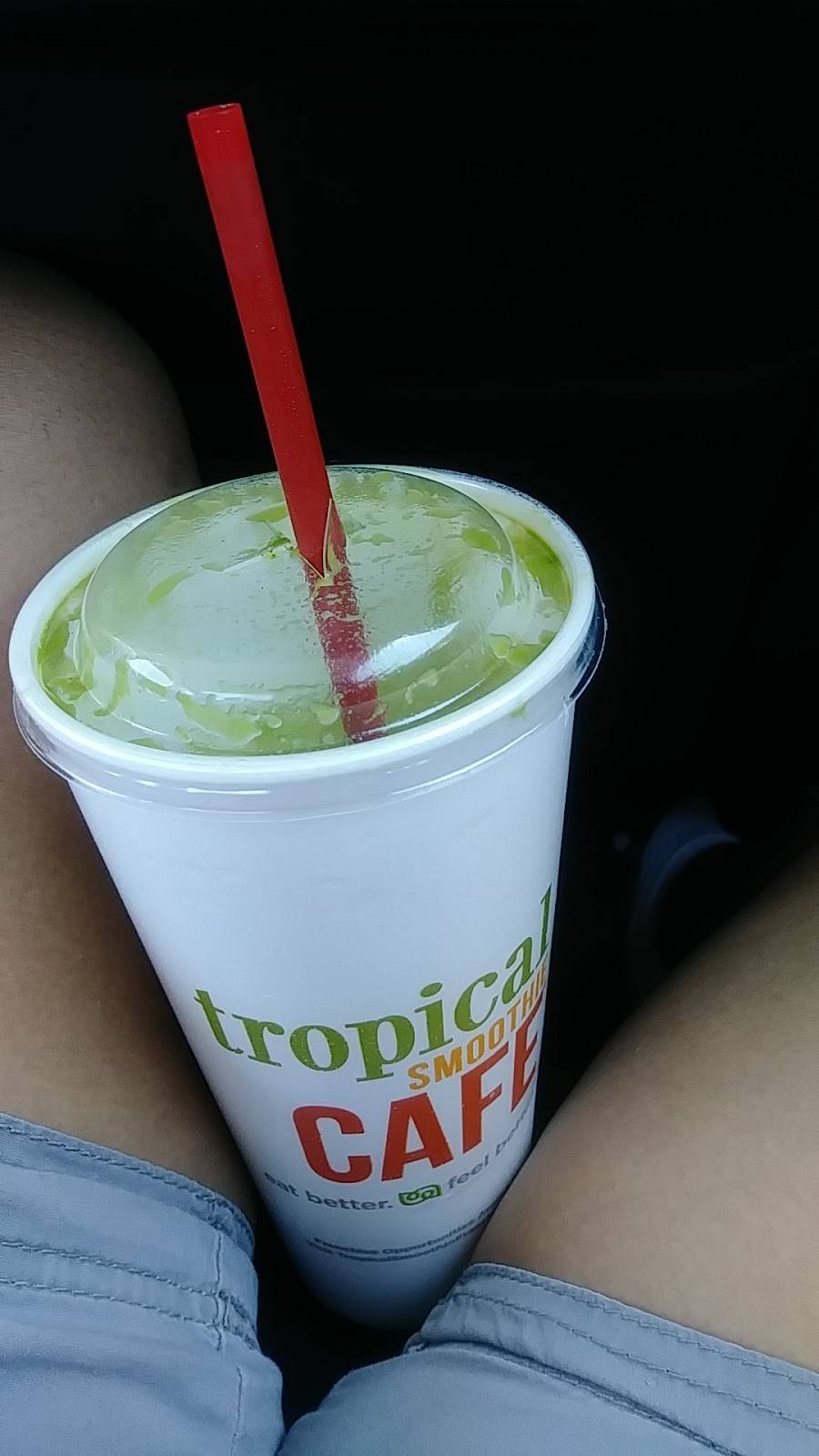 Tropical Smoothie Cafe | restaurant | 26563 Evergreen Rd, Southfield, MI 48076, USA | 2486219000 OR +1 248-621-9000