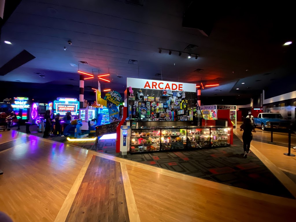 Bowlero Dallas | restaurant | 3805 Belt Line Rd, Addison, TX 75001, USA | 9726207700 OR +1 972-620-7700