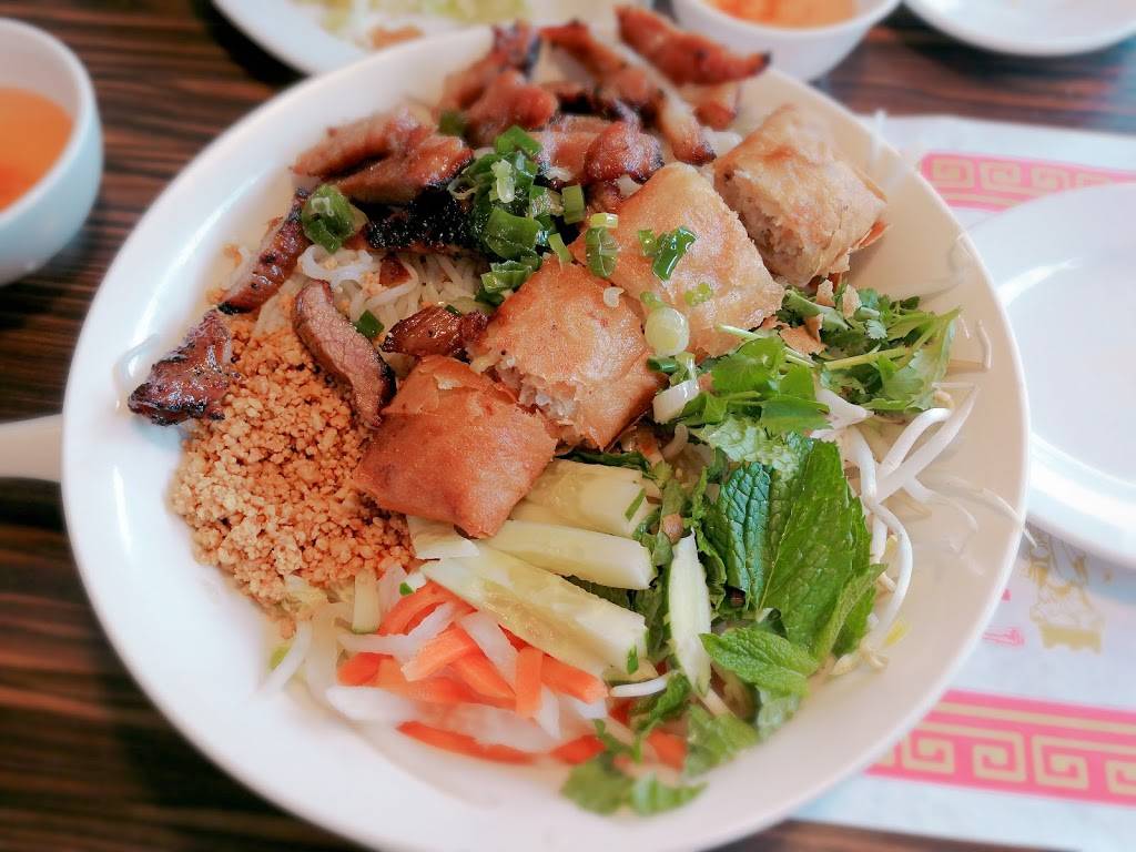 Saigon Palace Restaurant | restaurant | 401 Burnsville Pkwy, Burnsville, MN 55337, USA | 9528088920 OR +1 952-808-8920