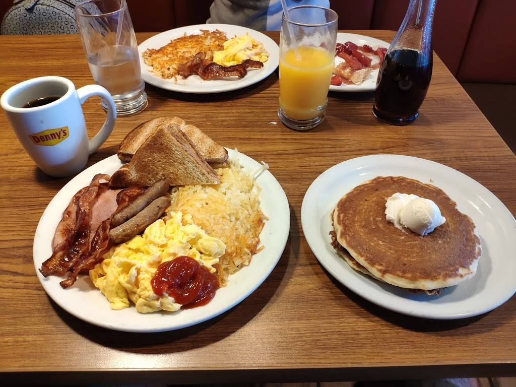 Dennys | restaurant | 5318 Boulder Hwy, Las Vegas, NV 89122, USA | 7023332185 OR +1 702-333-2185