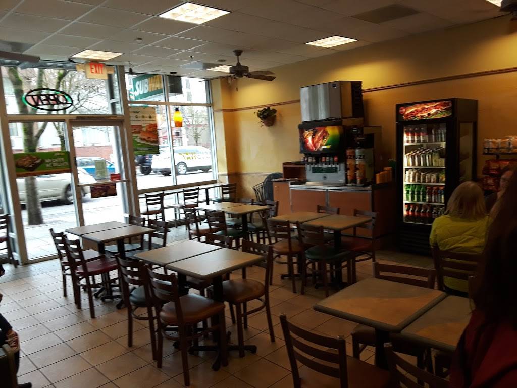 Subway Restaurants | restaurant | 1211 NE Martin Luther King Jr, Portland, OR 97232, USA | 9712718161 OR +1 971-271-8161