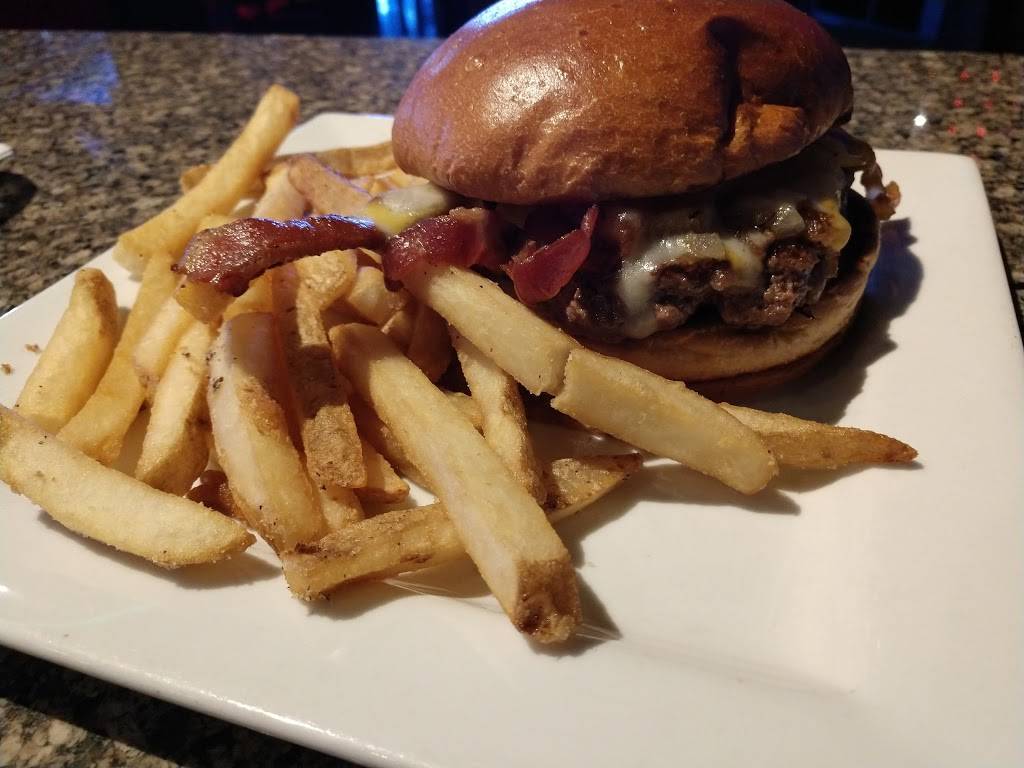 Dooleys Roseville | night club | 32500 Gratiot Ave, Roseville, MI 48066, USA | 5862945331 OR +1 586-294-5331