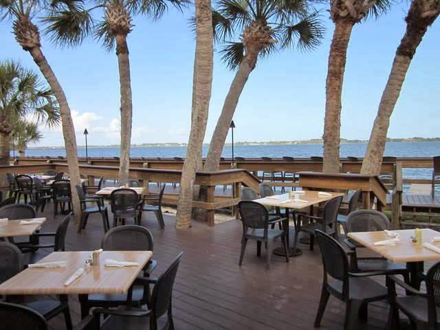 The Dock at River Rocks | restaurant | 6485 US-1, Rockledge, FL 32955, USA | 3217570142 OR +1 321-757-0142