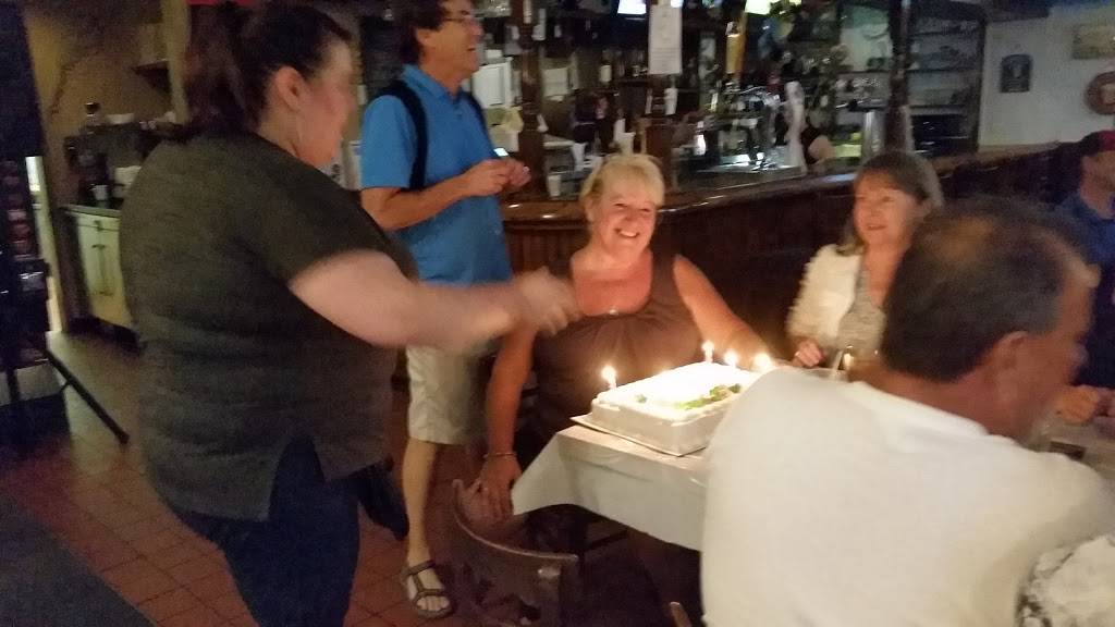 Lunergans Pub & Eatery | restaurant | 1661 Montreal Rd, Gloucester, ON K1J 9B7, Canada | 6137451414 OR +1 613-745-1414