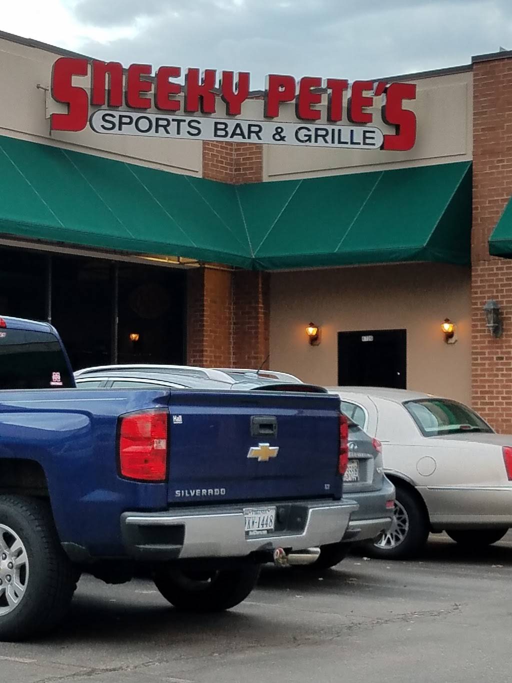 Sneeky Petes | restaurant | 4706 Princess Anne Rd, Virginia Beach, VA 23462, USA | 7574675776 OR +1 757-467-5776