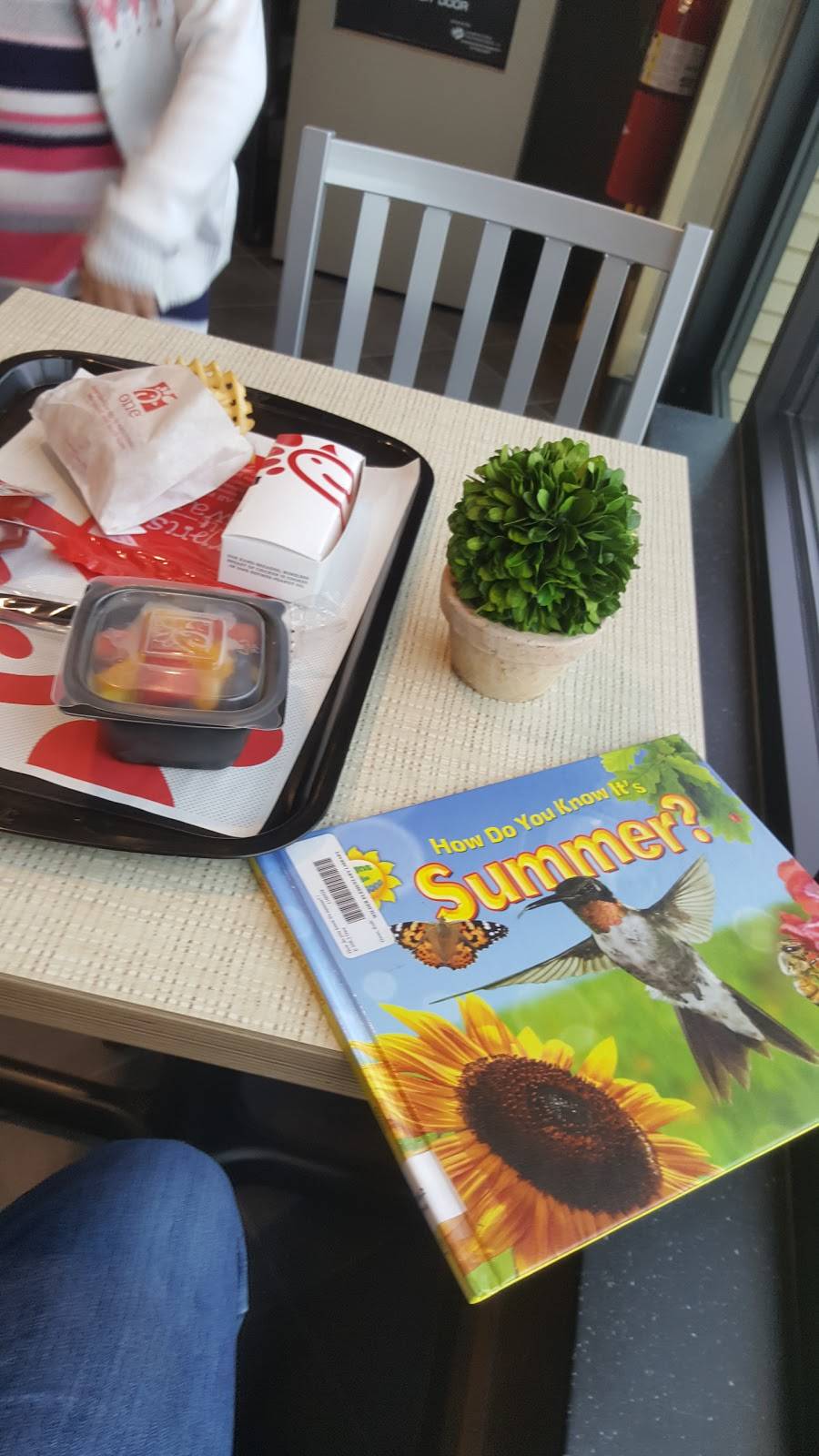 Chick-fil-A | restaurant | 11629 Shadow Creek Pkwy Kirby Dr and, McHard Rd, Pearland, TX 77584, USA | 7133401190 OR +1 713-340-1190