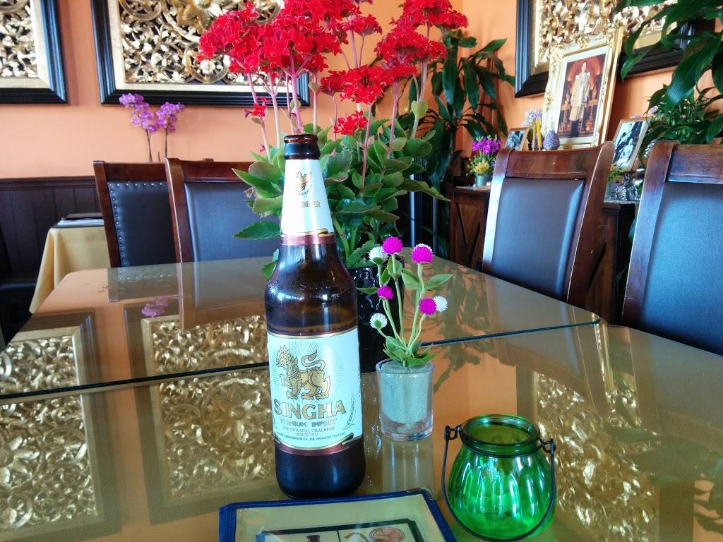 BKK THAI KITCHEN | restaurant | 1818 Marron Rd #104, Carlsbad, CA 92008, USA | 7604345415 OR +1 760-434-5415