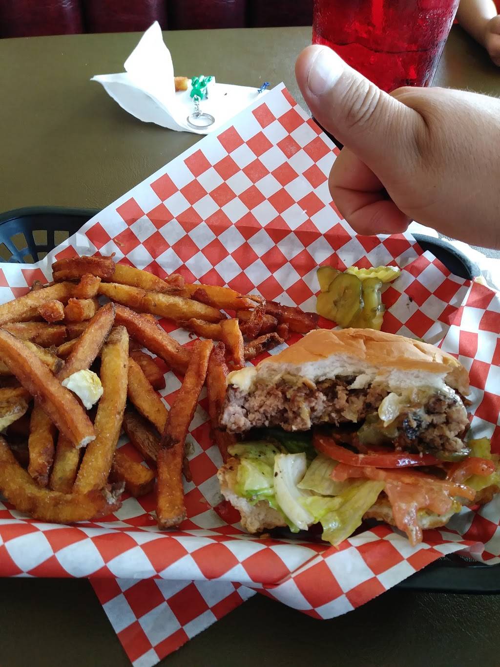 Burger Style Cafe | restaurant | 1200 E Davis St, Mesquite, TX 75149, USA | 9723296000 OR +1 972-329-6000