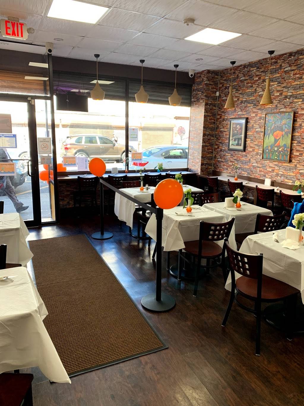 Downtown Caribbean Eats | restaurant | 4 Branford Pl, Newark, NJ 07102, USA | 9736222918 OR +1 973-622-2918