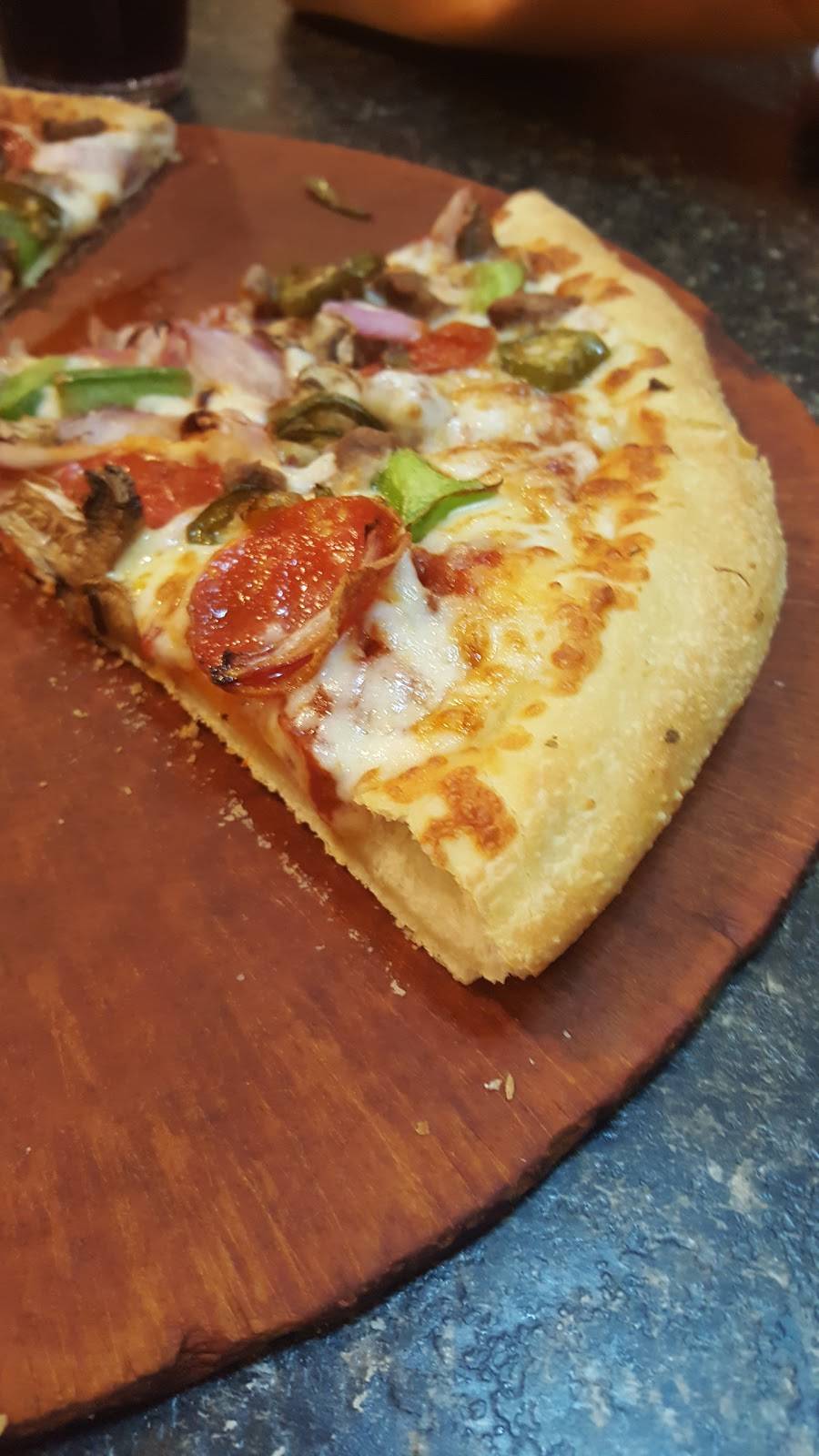 Pizza Hut | meal takeaway | 804 Foothills Mall Dr, Maryville, TN 37801, USA | 8659843000 OR +1 865-984-3000