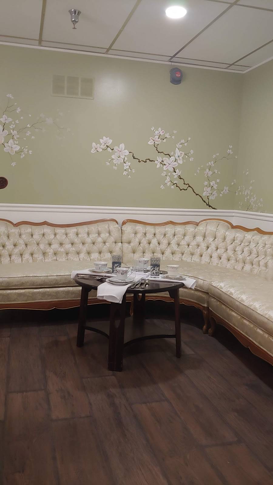 Pekoe & Bean | restaurant | 17028 Oak Park Ave, Tinley Park, IL 60477, USA | 7082630098 OR +1 708-263-0098