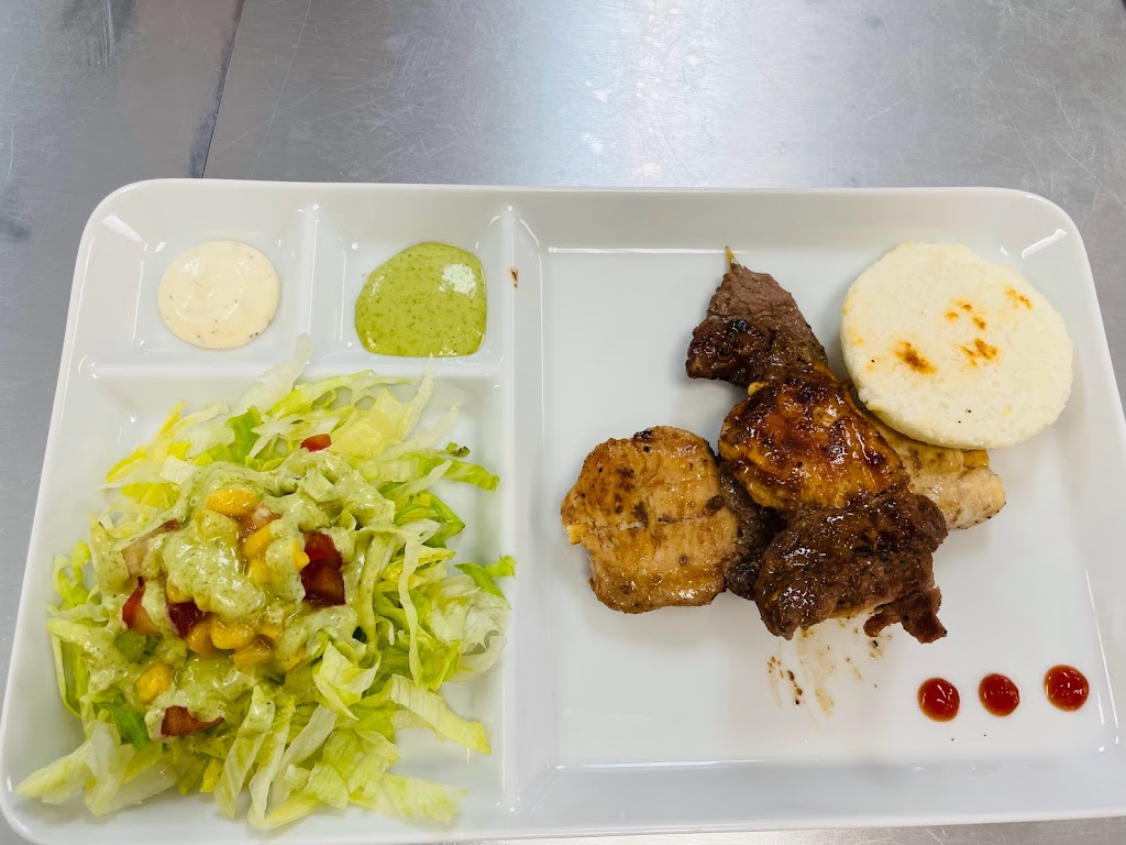 Que Perros Margate | restaurant | 2147 N State Rd 7, Margate, FL 33063, USA | 9545324943 OR +1 954-532-4943