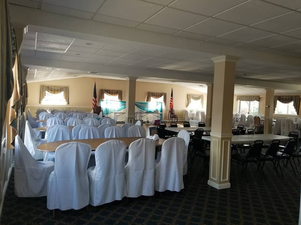 Cortlandt Yacht Club | restaurant | 238 Kings Ferry Rd, Montrose, NY 10548, USA | 9147393011 OR +1 914-739-3011