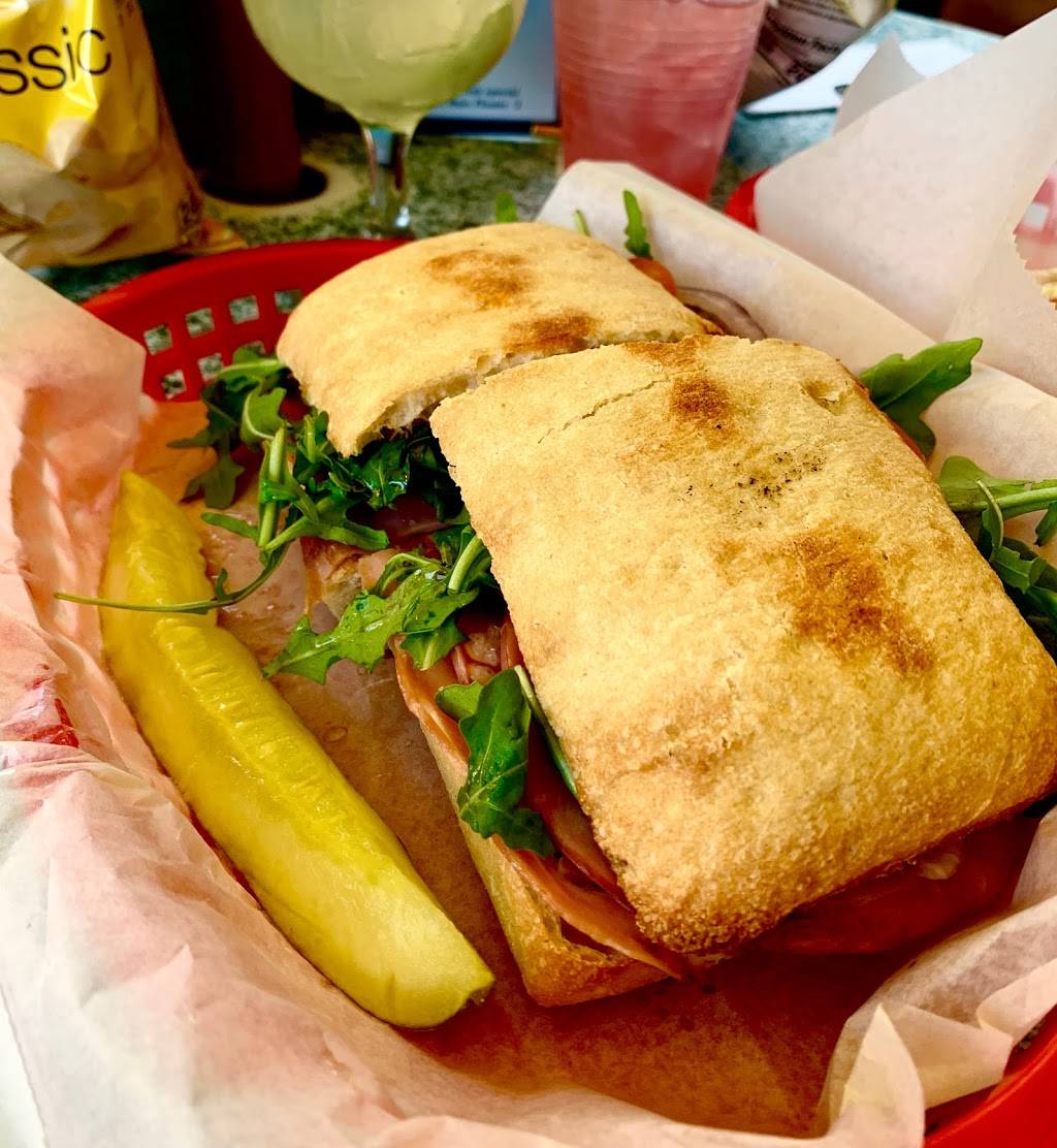 Kens Pizza and Pub | restaurant | 71 Church St, Burlington, VT 05401, USA | 8028623335 OR +1 802-862-3335