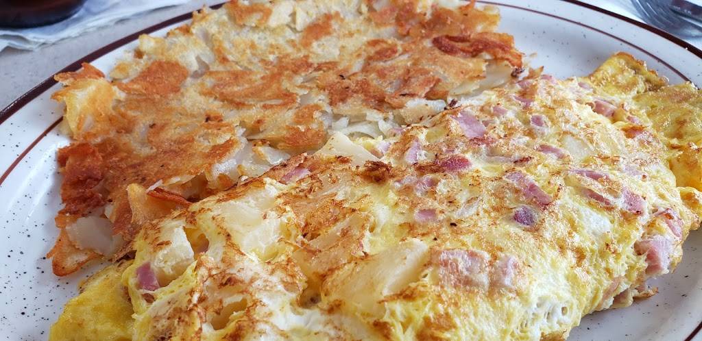 Leos Coney Island | restaurant | Flint, MI 48507, USA | 8107201100 OR +1 810-720-1100