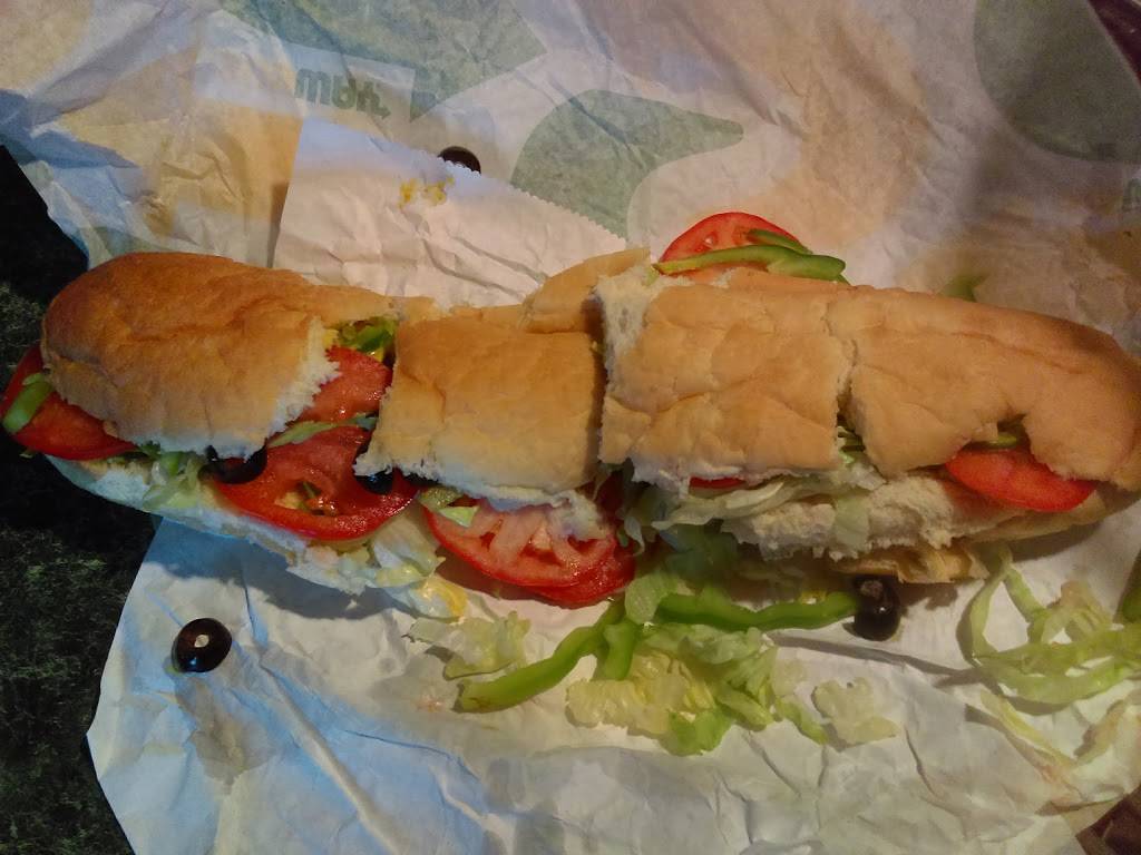 Subway | restaurant | 3621 Roy Messer Hwy, White Pine, TN 37890, USA | 8657611500 OR +1 865-761-1500
