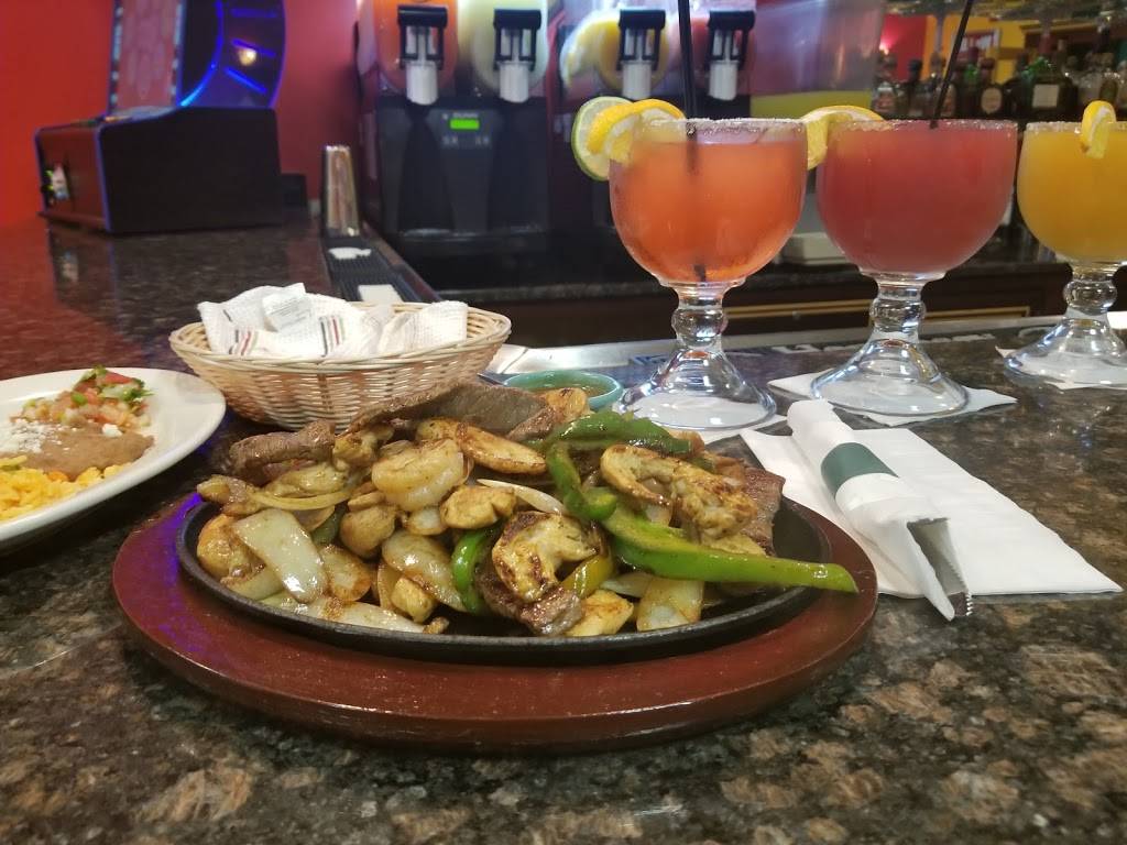 Mi Antojo Mexican Restaurant | restaurant | 601 S 2nd St, New Bedford, MA 02744, USA | 7744252748 OR +1 774-425-2748