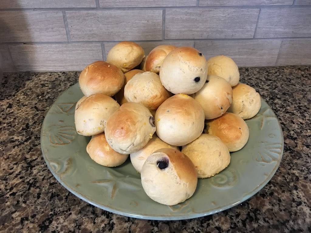 Giovannis Brooklyn Bagels | restaurant | 9106 Coast Guard Rd, Emerald Isle, NC 28594, USA | 9549139401 OR +1 954-913-9401