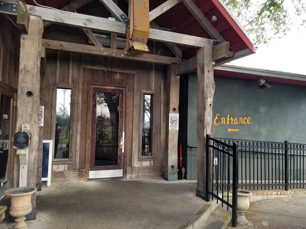 Floyds Cajun Seafood - Pearland | restaurant | 1300 E Broadway St, Pearland, TX 77581, USA | 2819938385 OR +1 281-993-8385