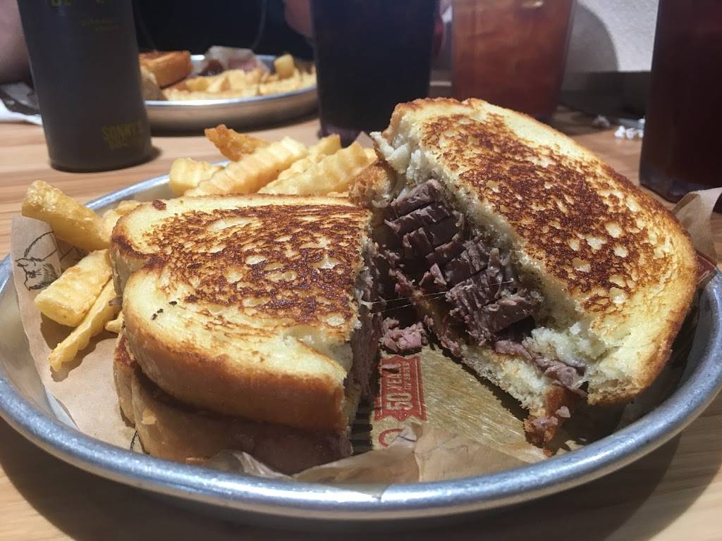 Sonnys BBQ | restaurant | 3506 S Orlando Dr, Sanford, FL 32773, USA | 4073219295 OR +1 407-321-9295