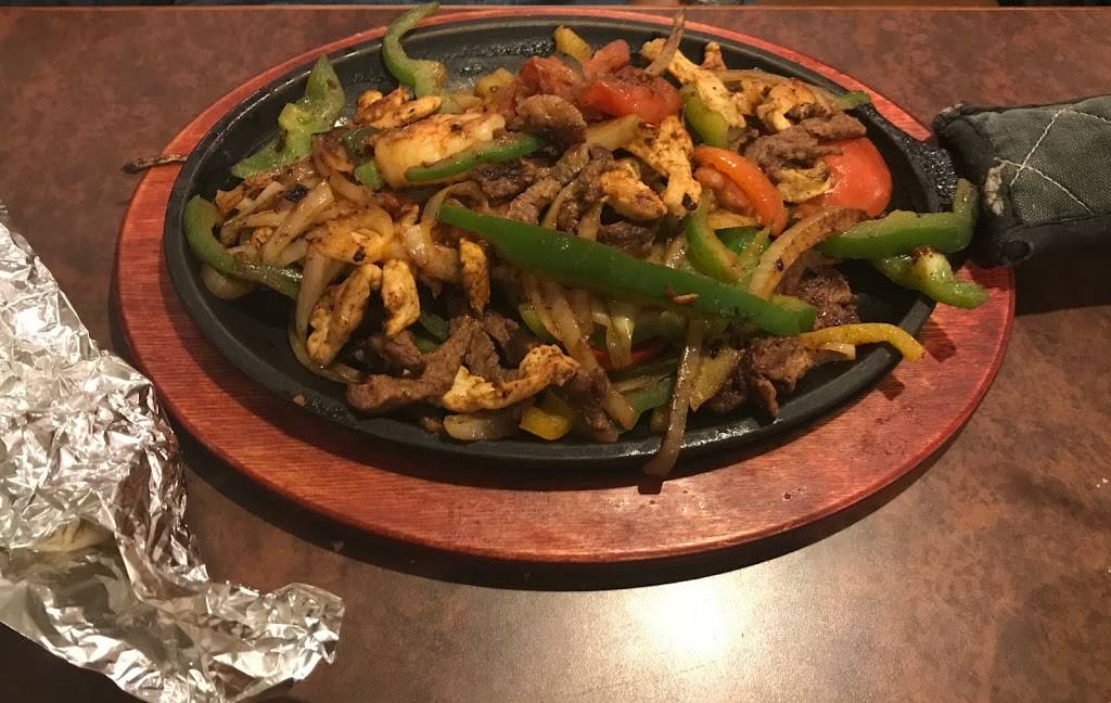 Aztlan Mexican Grill | restaurant | 407 W Main St, Mt Horeb, WI 53572, USA | 6084377600 OR +1 608-437-7600