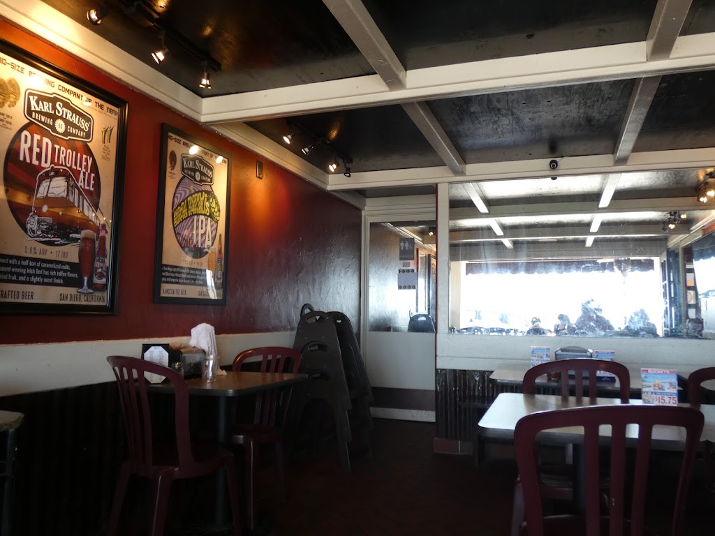 Cosentinos Pizza | restaurant | 626 Avenida Victoria, San Clemente, CA 92672, USA | 9493610522 OR +1 949-361-0522
