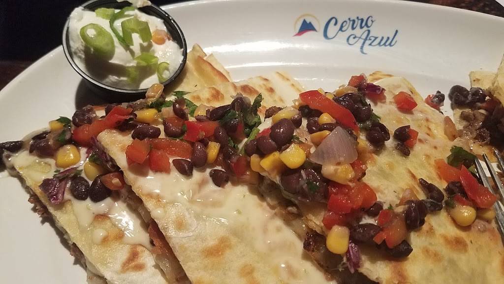 El Cerro Azul | restaurant | 2650 Anderson Hwy, Powhatan, VA 23139, USA | 8045988400 OR +1 804-598-8400