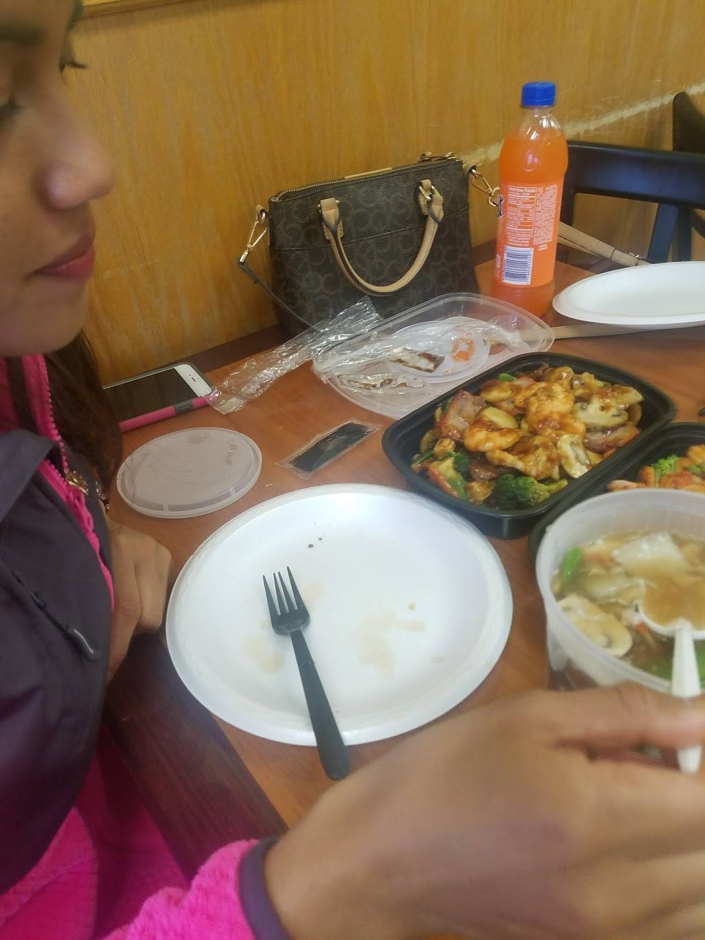 Hong Kong Taste | restaurant | 678 Clanton Market Pl, Clanton, AL 35045, USA | 2057553275 OR +1 205-755-3275