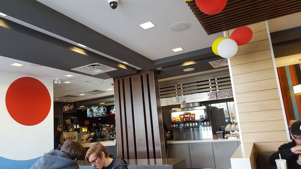 McDonalds | cafe | 1500 Chemin de Saint-Jean, La Prairie, QC J5R 2L7, Canada | 4504443078 OR +1 450-444-3078