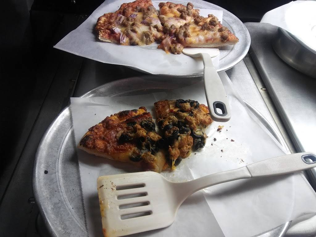 Pied Piper Pizza | restaurant | 12300 NE Fourth Plain Blvd, Vancouver, WA 98682, USA | 3608926430 OR +1 360-892-6430