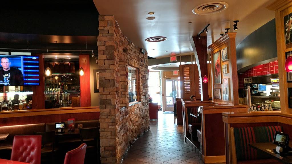 Red Robin Gourmet Burgers and Brews | restaurant | 5461 Katella Ave, Cypress, CA 90630, USA | 7142269009 OR +1 714-226-9009