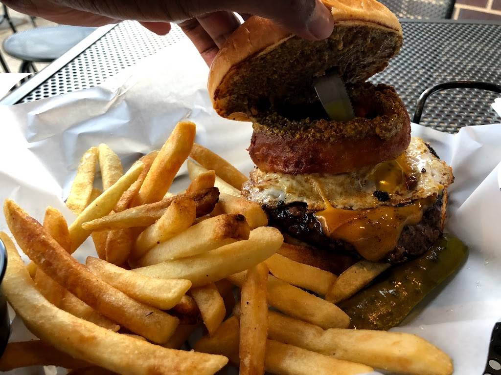 The Beer Market - Bolingbrook | restaurant | 641 E Boughton Rd #110, Bolingbrook, IL 60440, USA | 6307393000 OR +1 630-739-3000