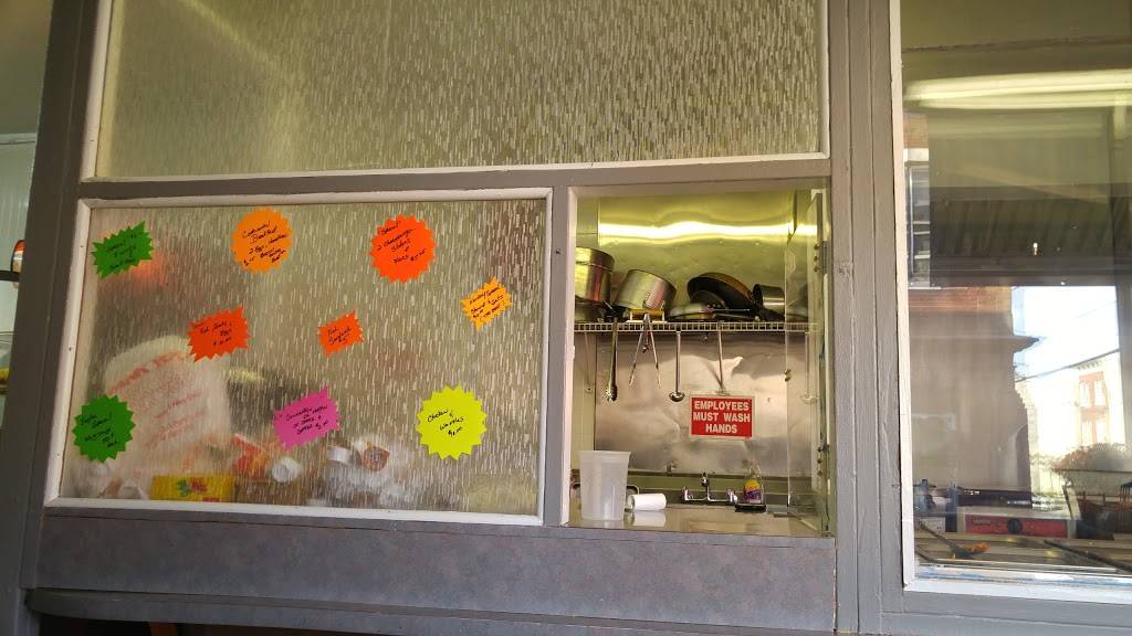 Urban Fork | restaurant | 6142 Vine St, Philadelphia, PA 19139, USA | 2157472363 OR +1 215-747-2363