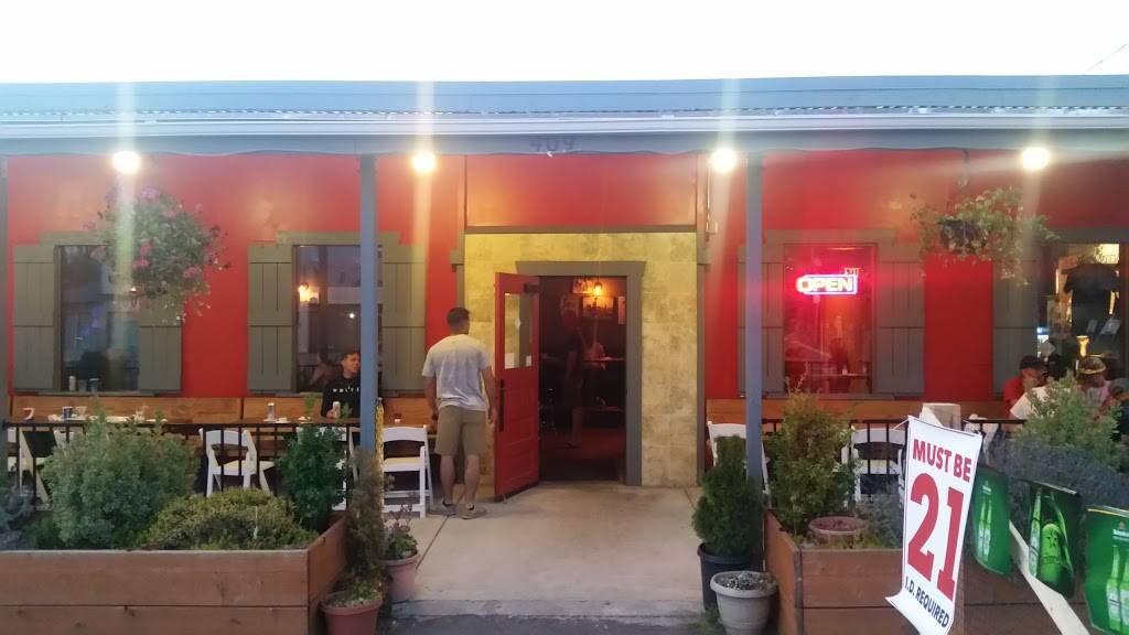 Sluggo Brewing Tap and Kitchen | restaurant | 409 E 26th St, Tacoma, WA 98421, USA | 2532721047 OR +1 253-272-1047