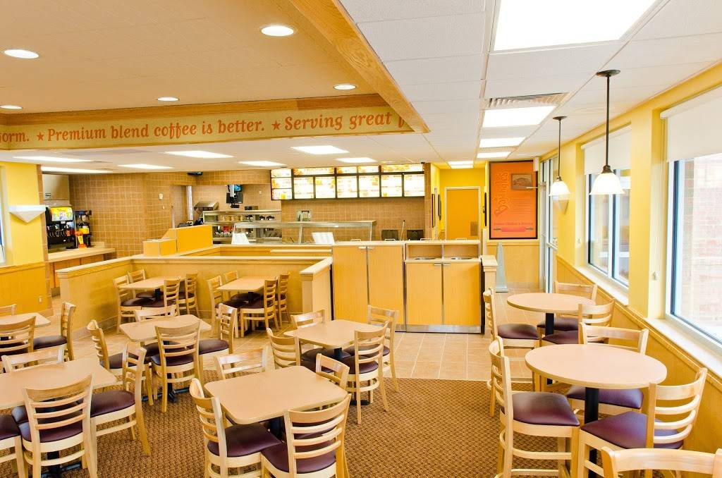 Bojangles Famous Chicken n Biscuits | restaurant | 6120 E Independence Blvd, Charlotte, NC 28212, USA | 7045351020 OR +1 704-535-1020