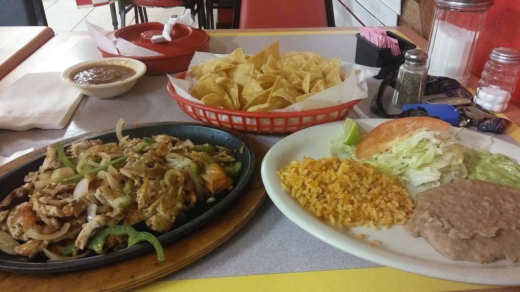 Taqueria El Rancho De Jalisco | restaurant | 1955 Dollarhide Ave, San Antonio, TX 78223, USA | 2103338055 OR +1 210-333-8055