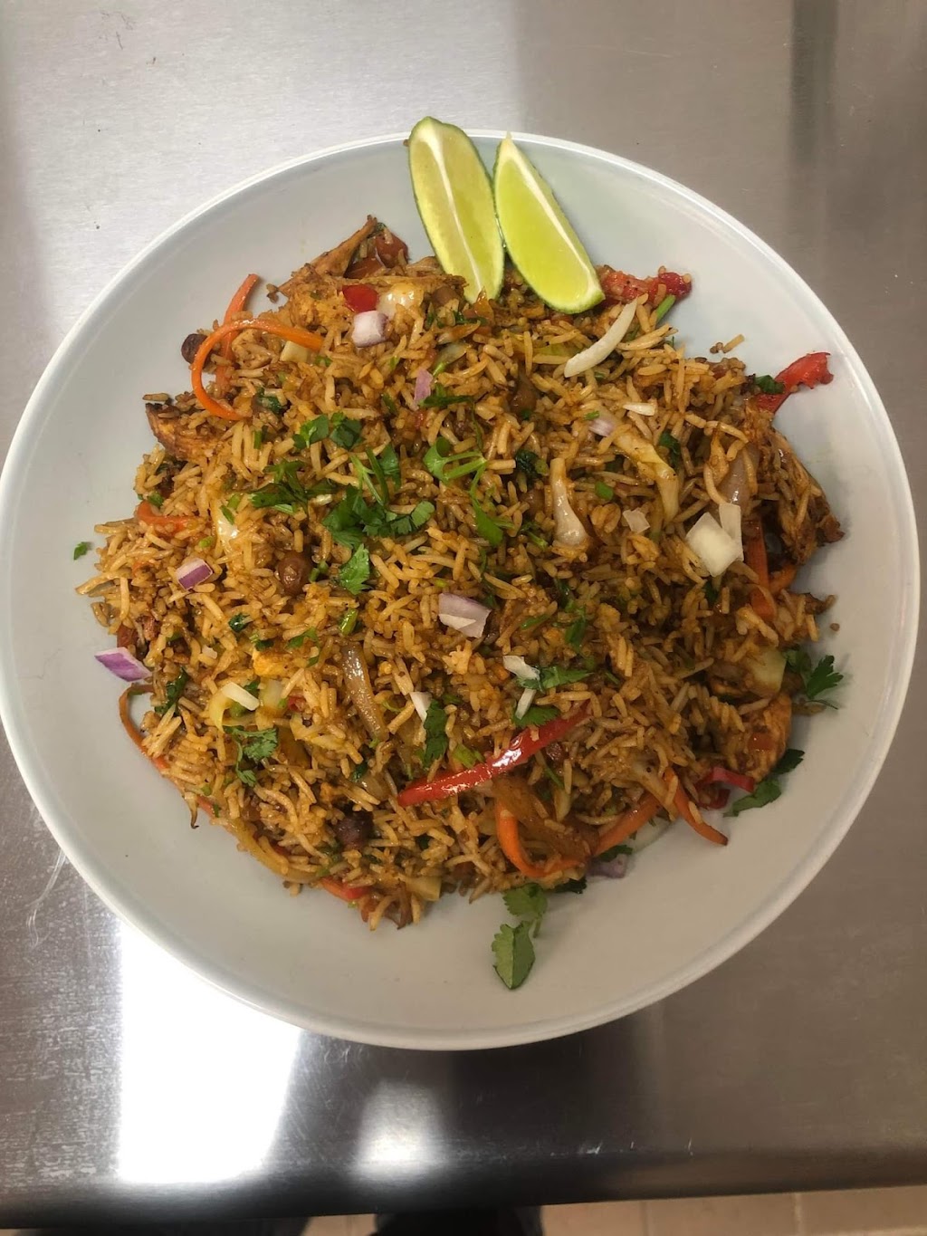 Family Asian Cuisine | restaurant | exit side of Saraga 2750, 2750 S Hamilton Rd, Columbus, OH 43232, USA | 6143008954 OR +1 614-300-8954