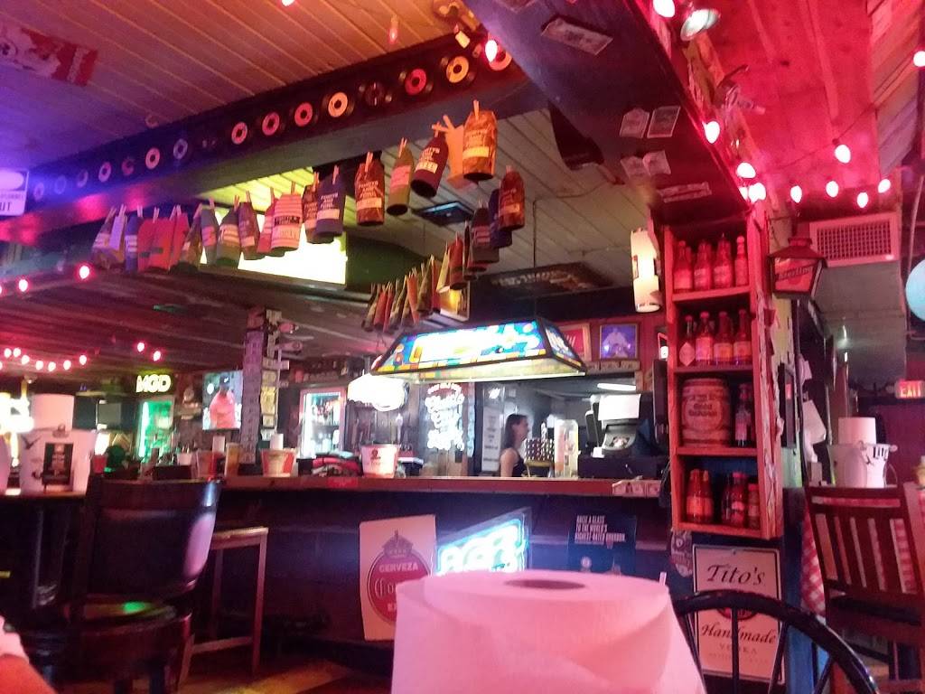 Champys Famous Fried Chicken Athens | restaurant | 1120 Baxter St, Athens, GA 30606, USA | 7068503092 OR +1 706-850-3092