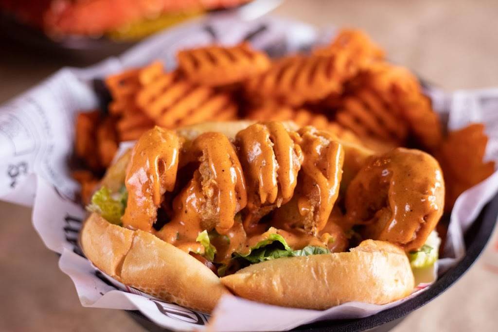 Hook & Reel Cajun Seafood & Bar | restaurant | 4029 167th St, Country Club Hills, IL 60478, USA | 7089578802 OR +1 708-957-8802