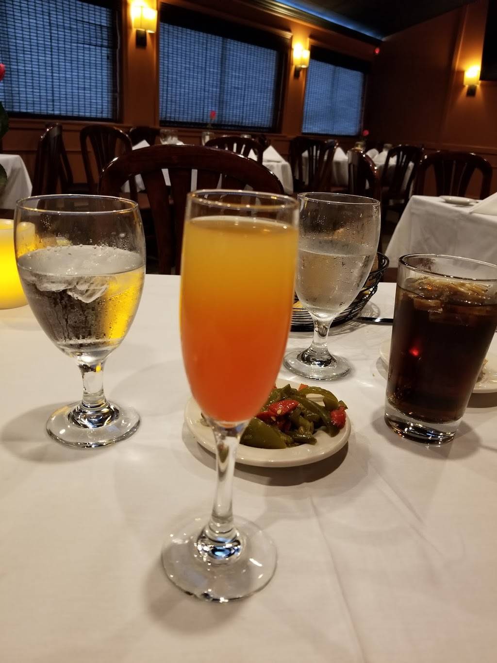 La Locanda Ristorante Italiano | restaurant | 4989 West Chester Pike, Newtown Square, PA 19073, USA | 6103537033 OR +1 610-353-7033