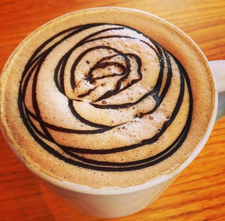 The Maia Papaya | restaurant | 2161 Main St, Bethlehem, NH 03574, USA | 6038699900 OR +1 603-869-9900