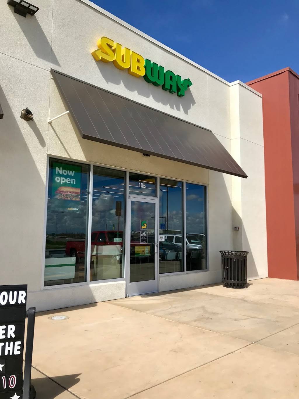 Subway | restaurant | 2453 E Lacey Blvd, Hanford, CA 93230, USA | 5595851510 OR +1 559-585-1510